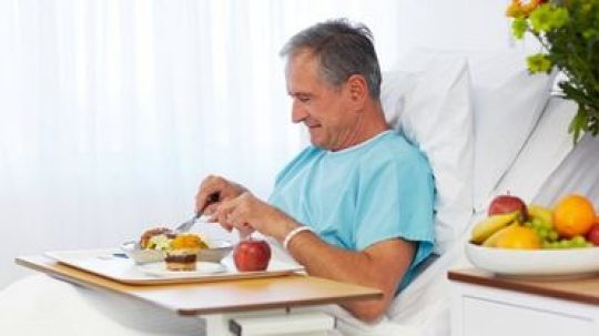 Các loại thực phẩm bồi bổ thể lực hiệu quả sau chấn thương, ốm lâu ngày